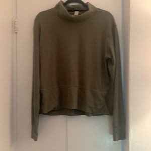 Lulu lemon top size 10